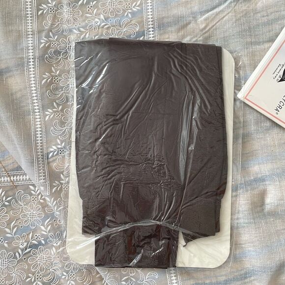 🌼 Vintage Nice Touch Promise Full Figure Short Plus Pantyhose in Black - Picture 3 of 4